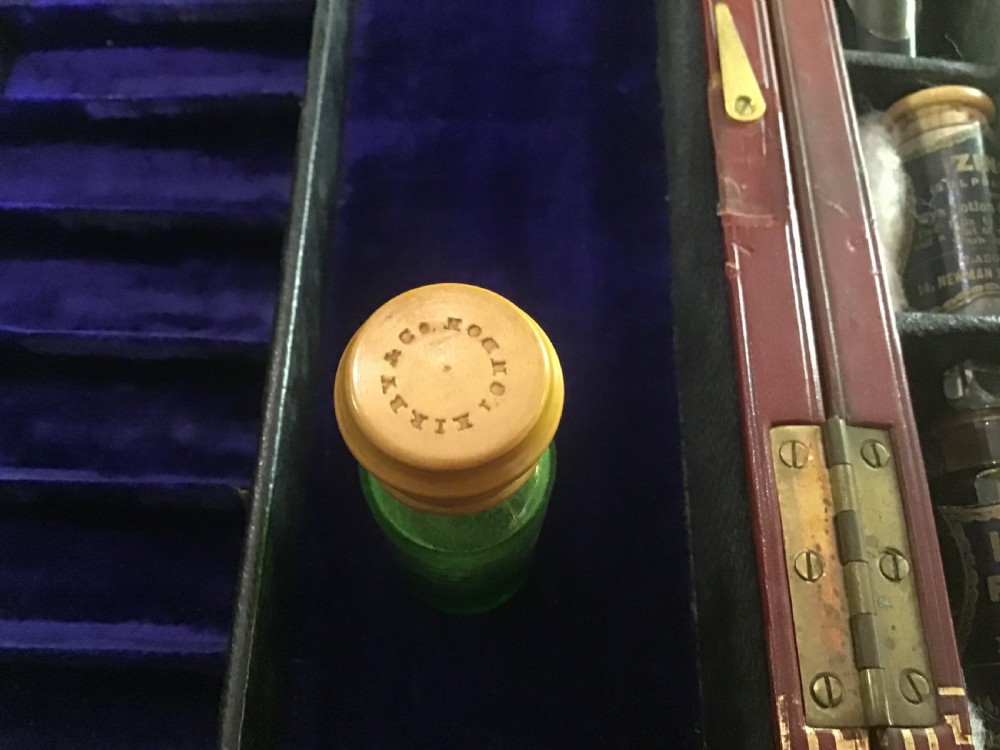 Mid 19th century apothecary chest for domestic use  View VIII
