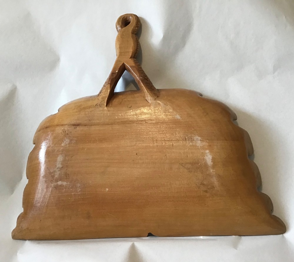 Treen crumb tray and brush  View IX