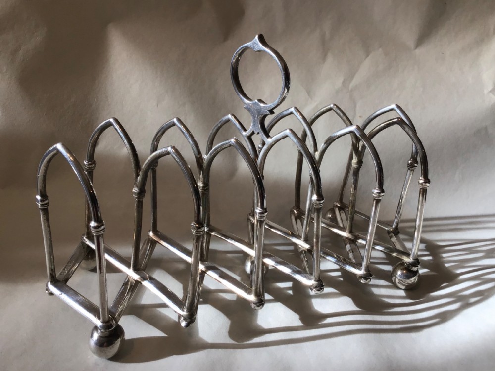 Rare Country House concertina toast rack 