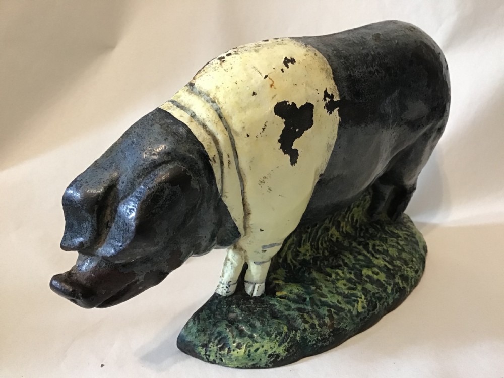 Charming cast iron pig doorstop  View II