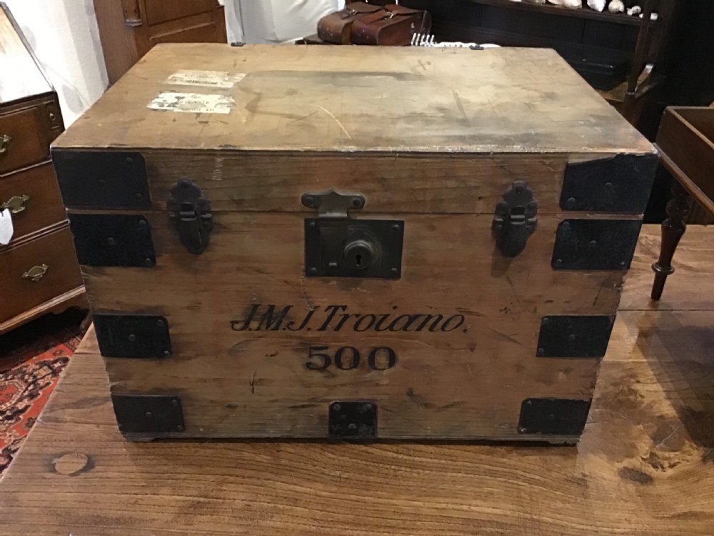 Small Silver Trunk 