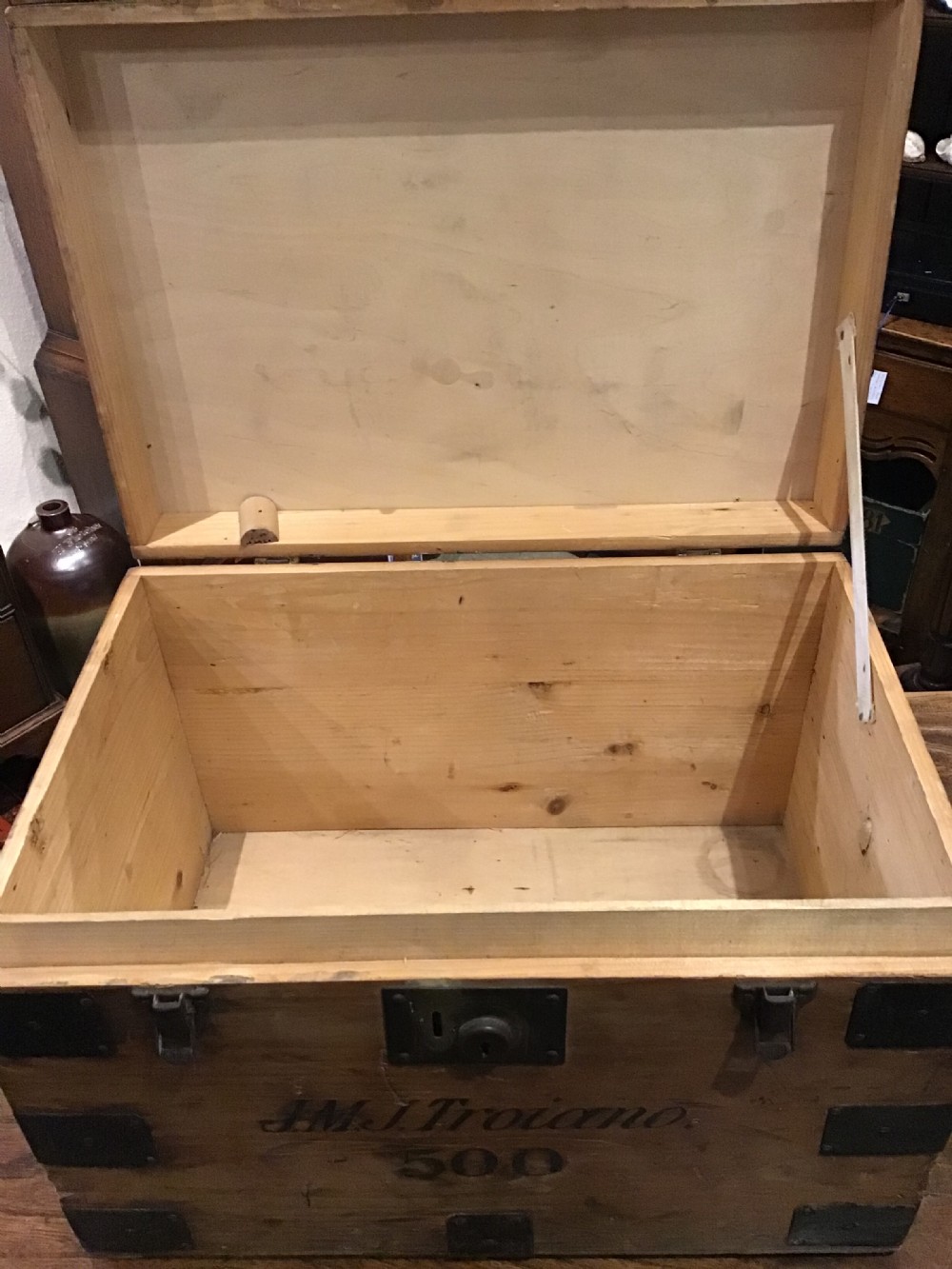 Small Silver Trunk  View V