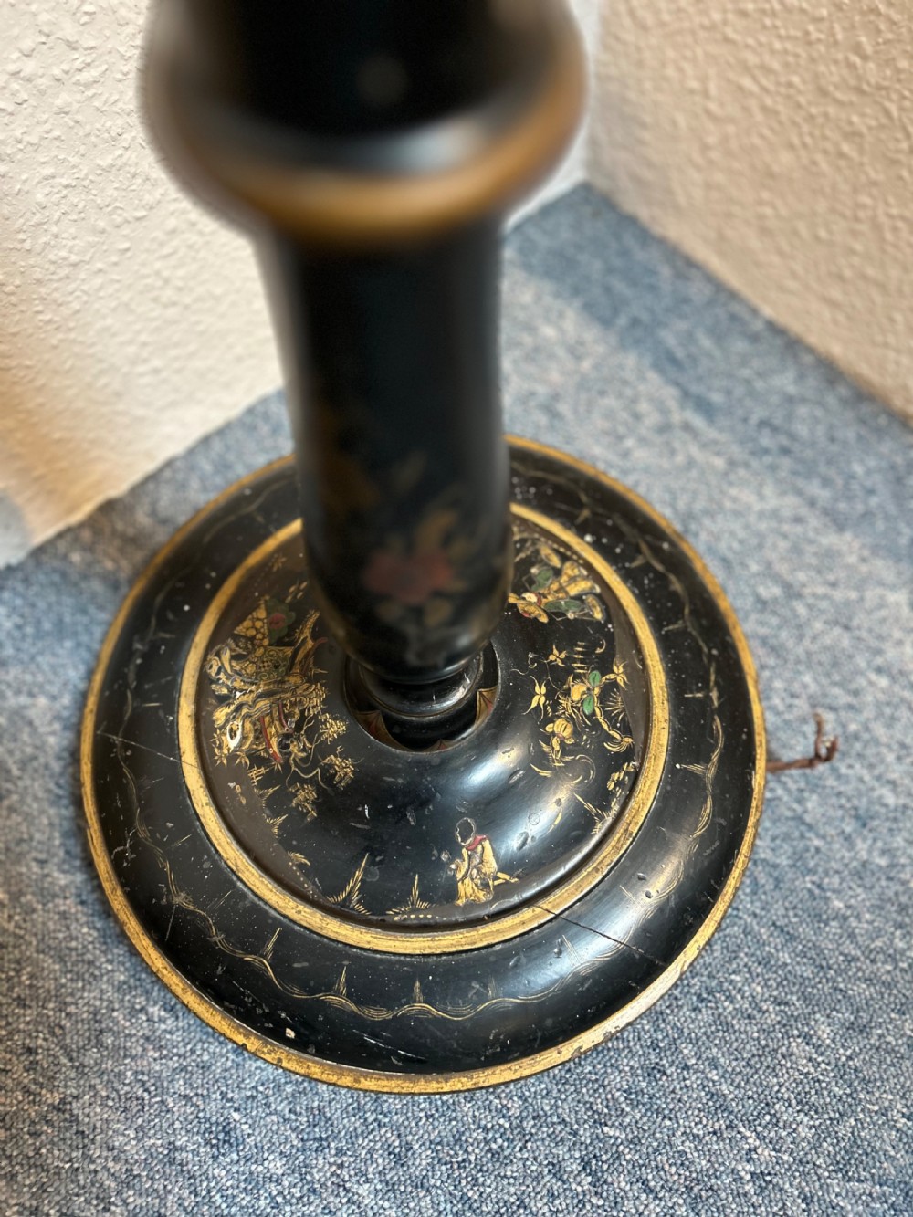 Chinoiserie Standard Lamp View IV