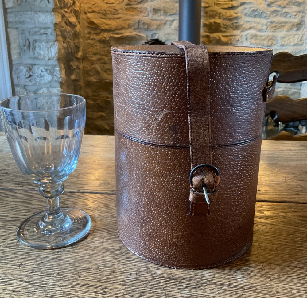 Huge George V sporting flask set  View VII