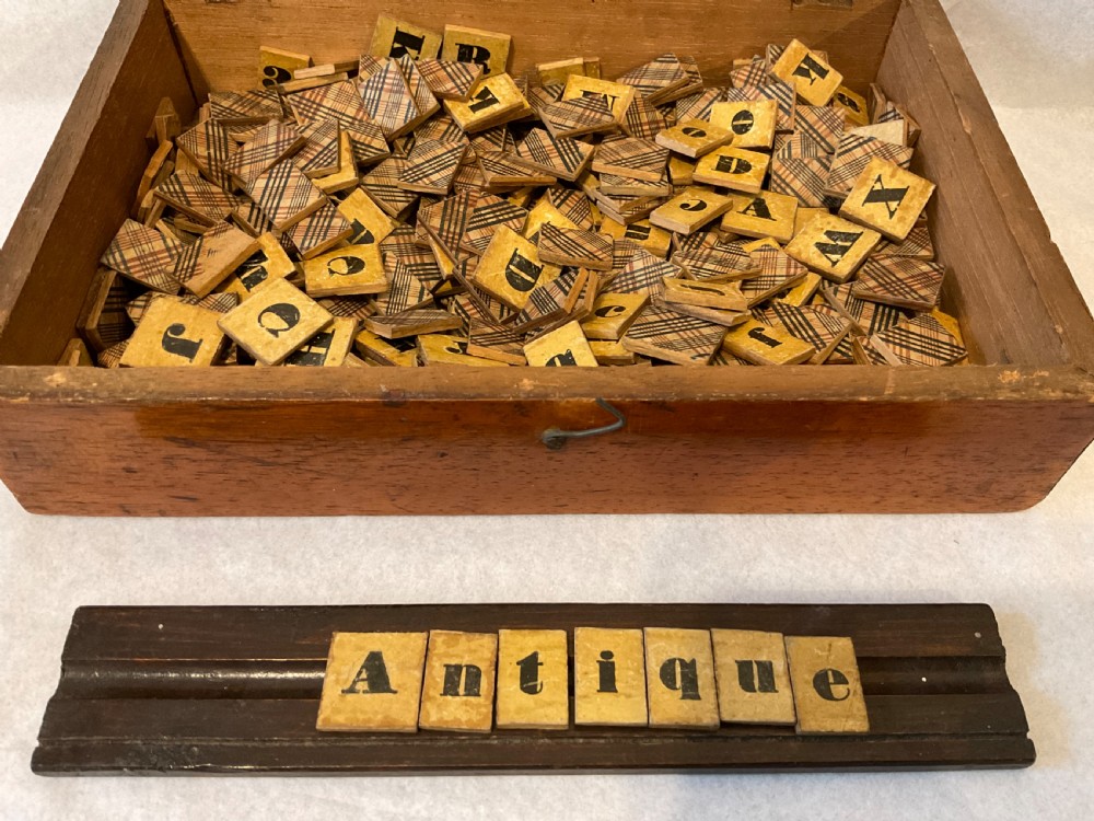 The London Improved Spelling Game Box  View IV