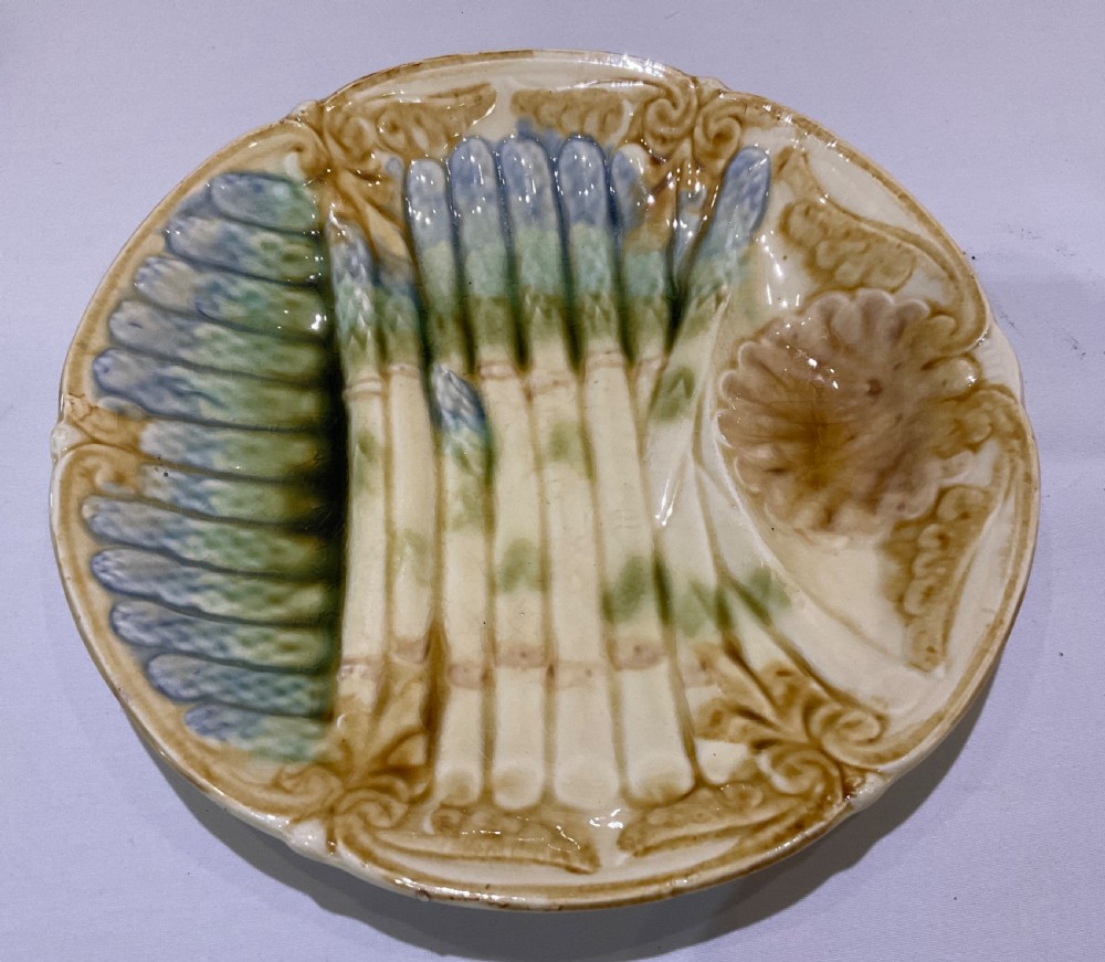 French Asparagus Majolica Service  (7pcs) View III