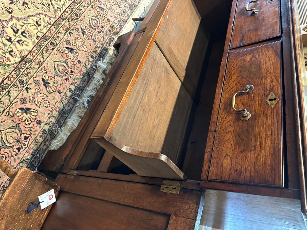 Early 19th century linen cabinet  View III