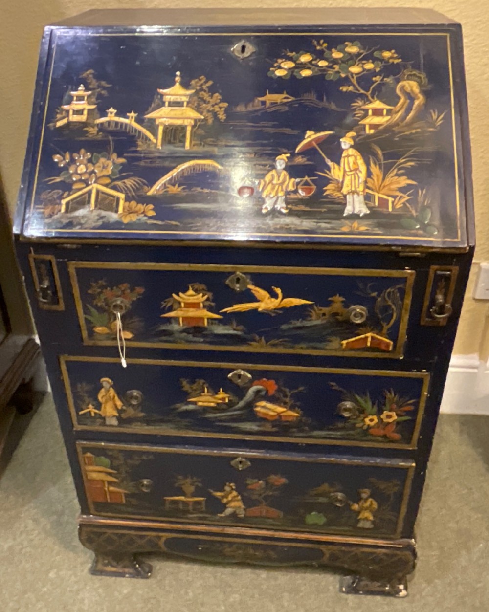 Chinoiserie Bureau 