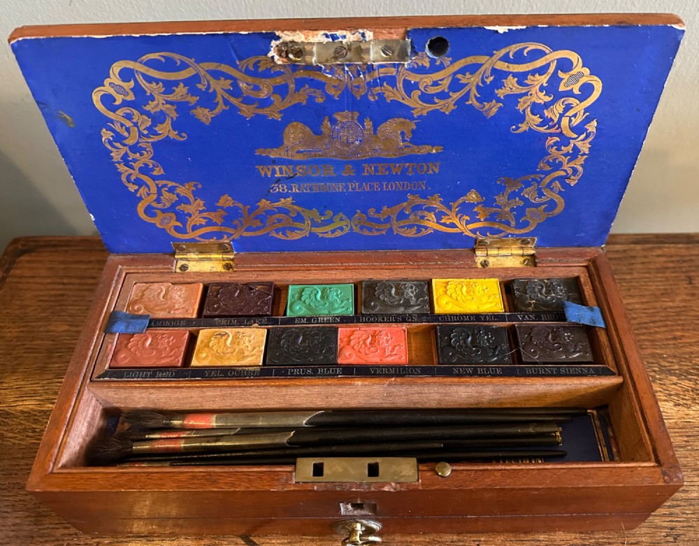 Winsor & Newton artists box View III