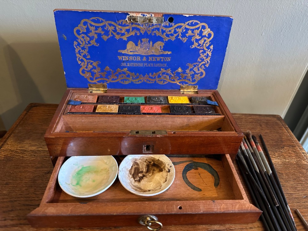 Winsor & Newton artists box View V
