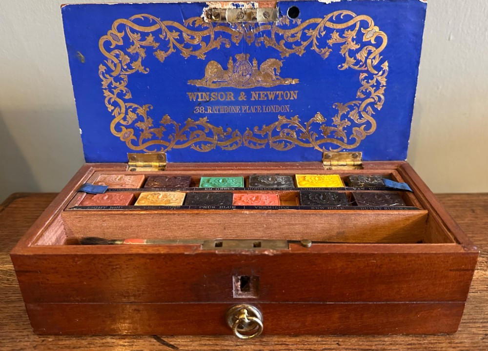 Winsor & Newton artists box View VI