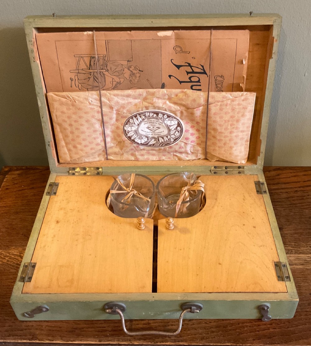 French Art Nouveau watercolour artist box View V