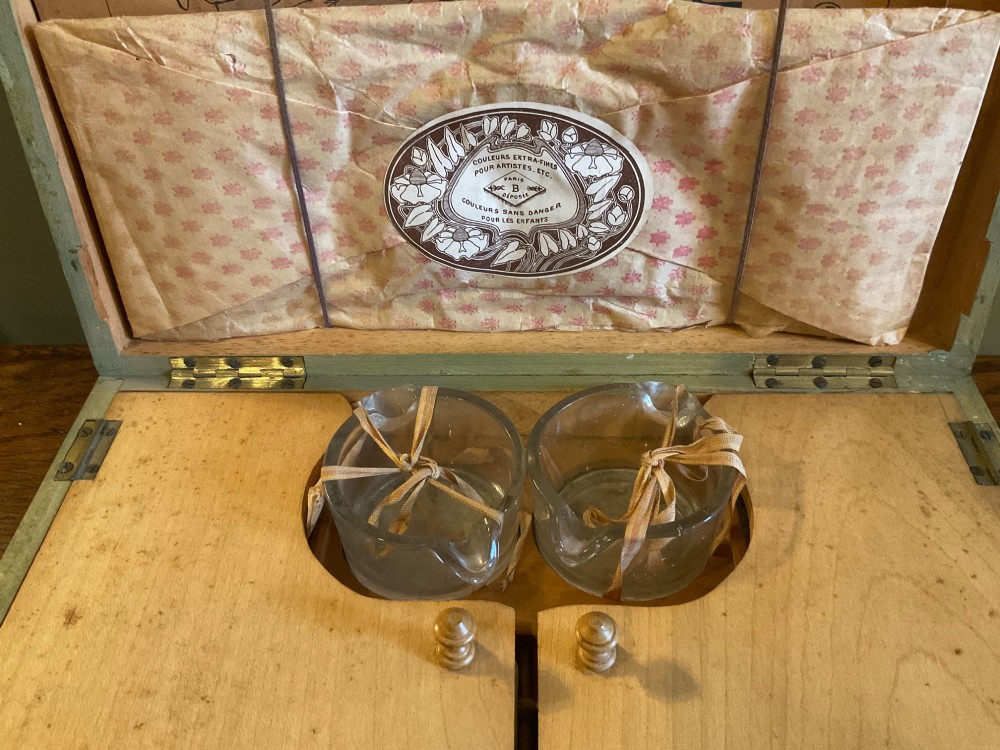 French Art Nouveau watercolour artist box View X