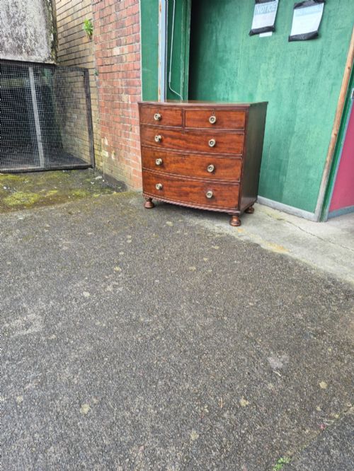 BEAUTIFUL BOW FRONTED CHEST OF DRAWERS - ADDITIONAL PHOTO 9