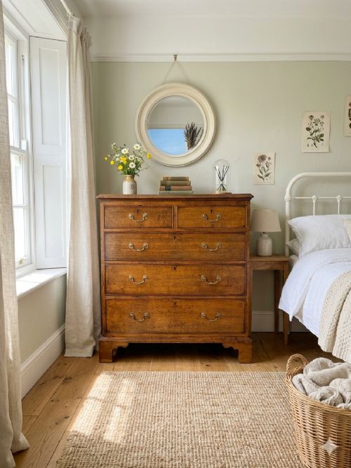 GEORGIAN GOLDEN OAK CHEST OF DRAWERS - ADDITIONAL PHOTO 4