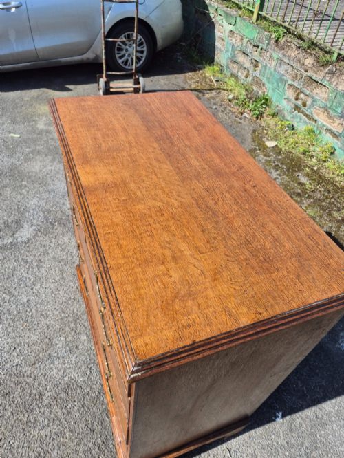GEORGIAN GOLDEN OAK CHEST OF DRAWERS - ADDITIONAL PHOTO 10
