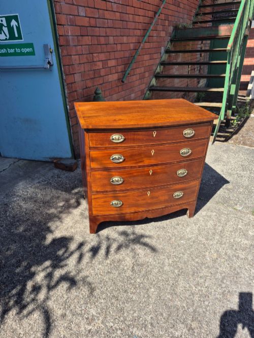 WELL PROPORTIONED REGENCY BOWFRONT CHEST OF DRAWERS - ADDITIONAL PHOTO 13