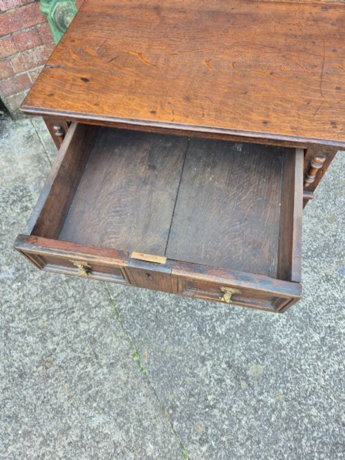 SMALL SIZED GEOMETRIC OAK CHEST - ADDITIONAL PHOTO 4