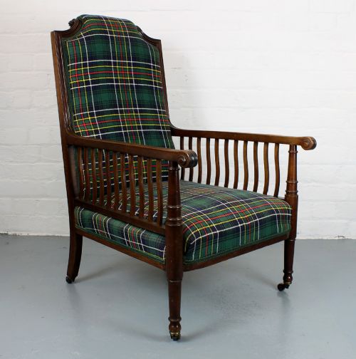Edwardian Mahogany Easy Chair.