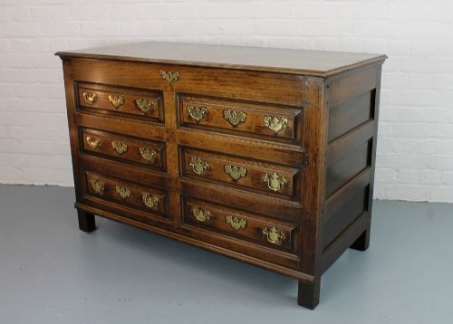 Late 18th.c. Oak Coffer.