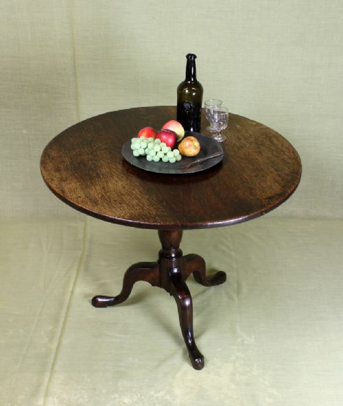 Early 19th.c. Oak Tripod Table.