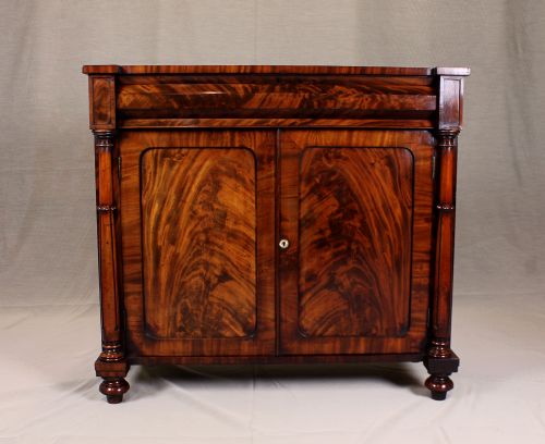 Small Early 19th.c. Mahogany Chiffonier.