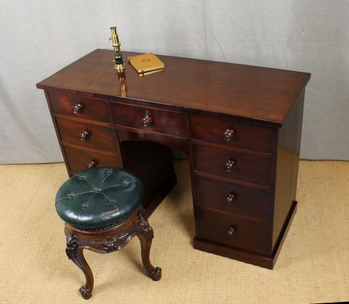 Early Victorian Kneehole Desk C.1840.