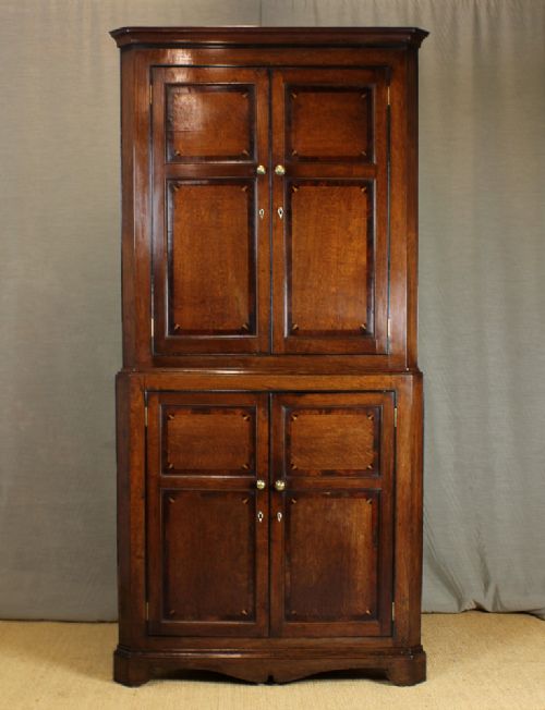 Early 19th.c. Oak Corner Cupboard C.1800.