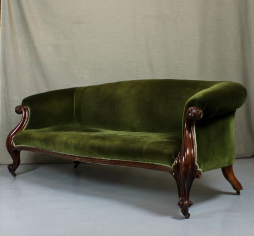 Large Victorian Country House Sofa.