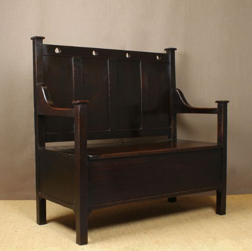 Arts & Crafts Hall Seat.