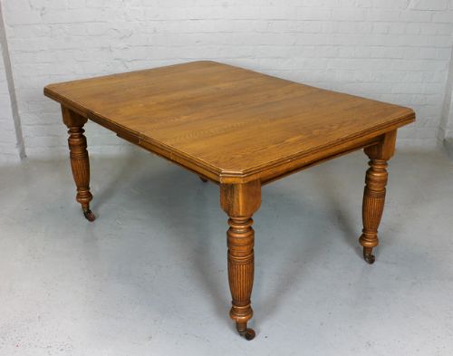 Victorian Oak Extending Dining Table.