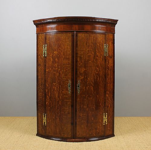 Georgian Oak & Mahogany Corner Cupboard.