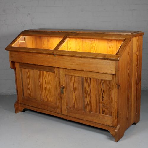 Display Top Cabinet.