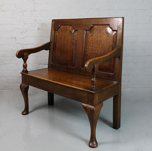 Small Oak Settle Hall Seat C.1820.