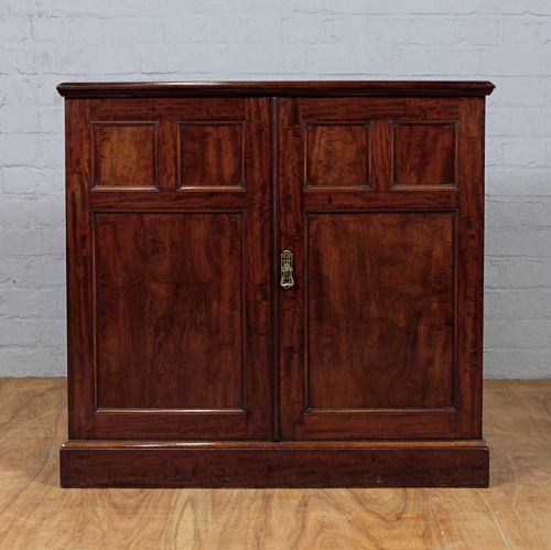 Mahogany Side Cabinet.