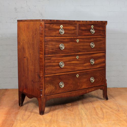 Early 19th.c. Mahogany Chest of Drawers.
