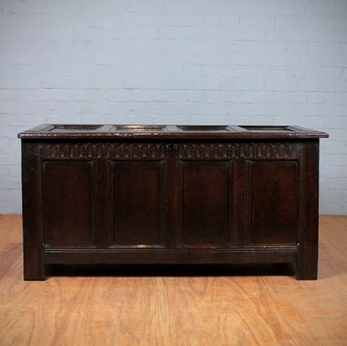18th.c. Oak Coffer.