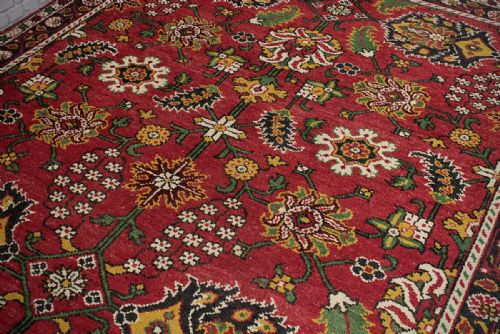 Vintage 10' X 7'6" Persian Carpet C.1920.