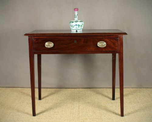 Georgian Mahogany Side Table C.1800.