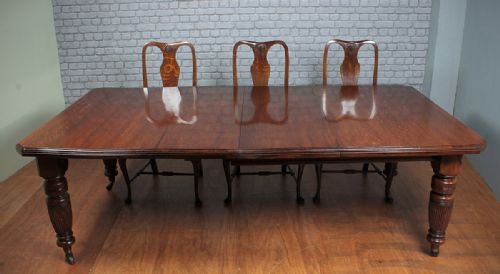 Extending Oak Dining Table C.1890.