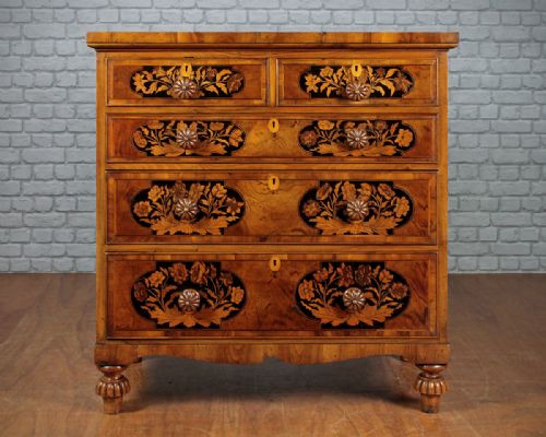 Early 19th.c. William & Mary Style Chest of Drawers C.1830.