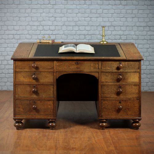 Mid 19th.c. Oak Estate Desk. C.1860.