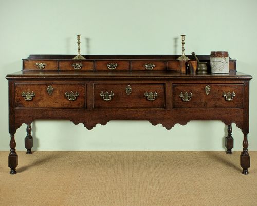 Georgian Oak Dresser Base with Spice Drawers C.1790.