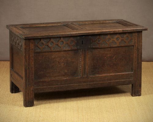 Small 18th.c. Welsh Oak Coffer C.1740.