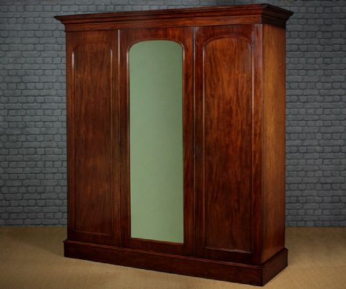 Mid 19th.c. Mahogany Wardrobe & Press C.1860.