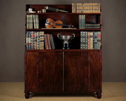 Early 19th.c. Estate Bookcase Cabinet C.1820.
