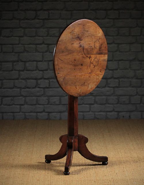 Yew Wood Tripod Table C.1820.