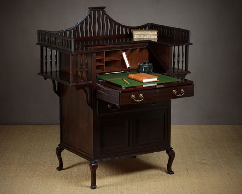 Late 19th.c. Mahogany Bureau C.1895