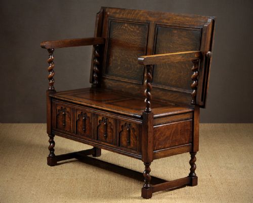 Oak Monk’s Bench Hall Seat by Waring & Gillow C.1920.