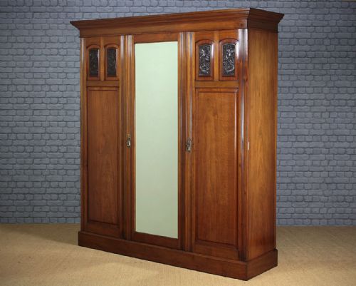 Edwardian Walnut Triple Wardrobe C.1910.